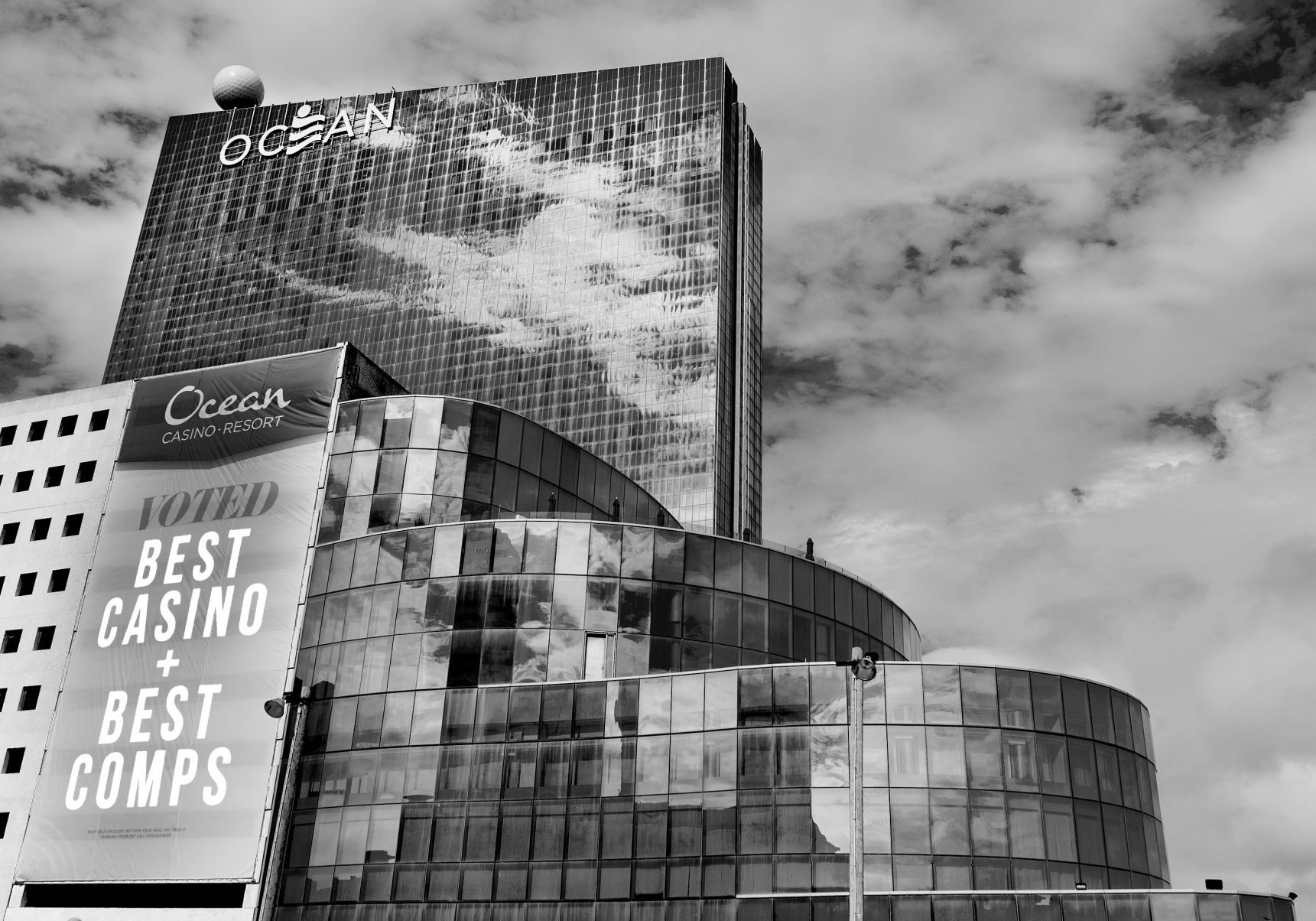 DSC_1685bw.jpg